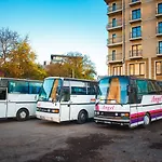 365 Ξενοδοχείο Τρούσκαβετς