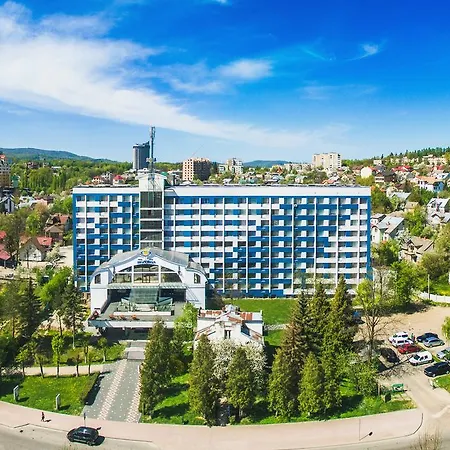 365 Отель Трускавец