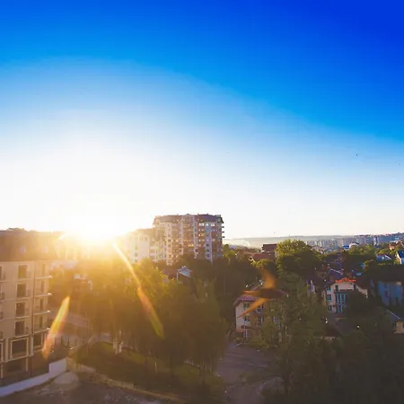 365 Отель Трускавец