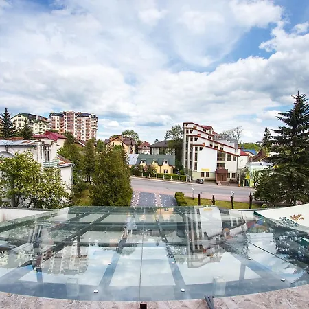 365 Трускавец