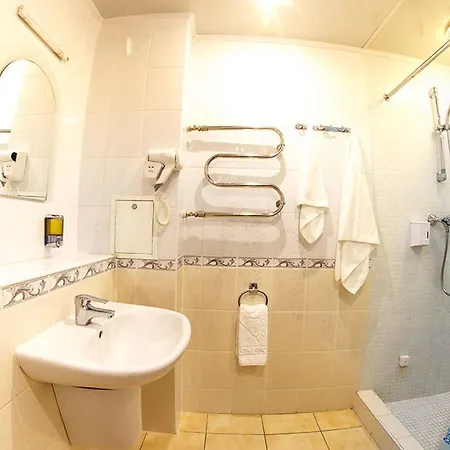 365 Hotel 3*