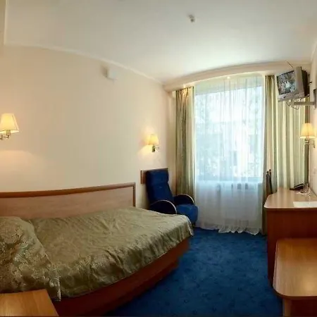 Hotel 365 Truskawez