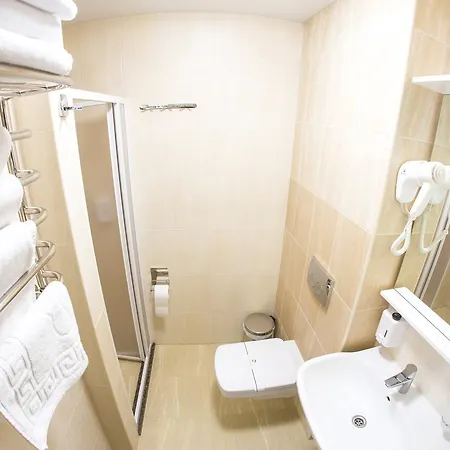 Hotel 365 Truskawez